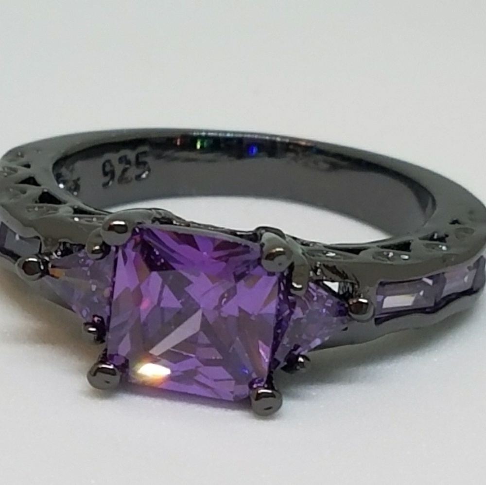 NWOT Square Cz Black Gold Filled Ring Sz 7